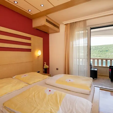 Natalia Apartment *